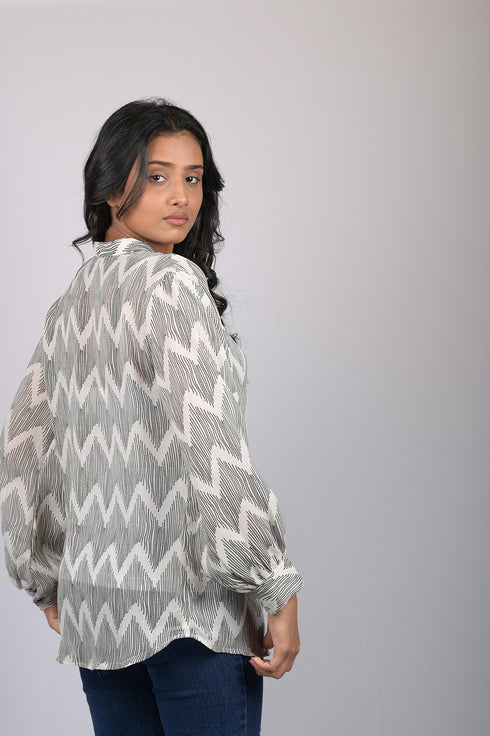 top for women western wear stylish and trending party wear printed Black And White Zigzag Print Long Sleeves Top (OTL-TPS1077)
